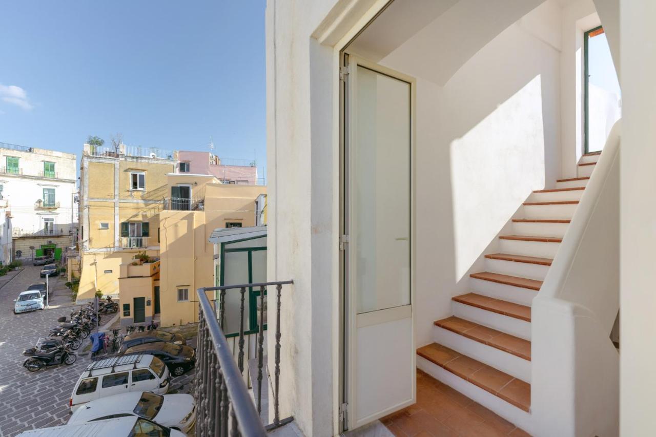 Torretta Corricella- Punta Serra Procida Kültér fotó