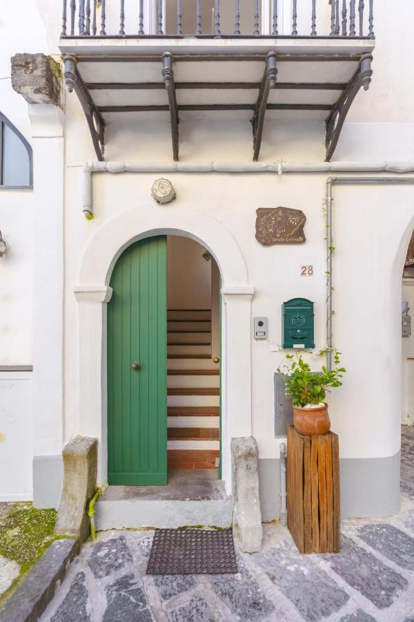 Torretta Corricella- Punta Serra Procida Kültér fotó